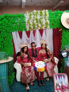 Nigerian man marries twin sisters because ‘they can’t live without each other’ (Video)